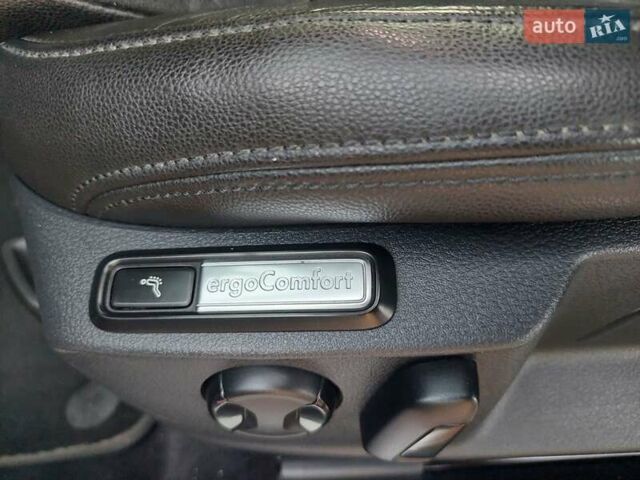 Чорний Фольксваген Пассат, об'ємом двигуна 1.97 л та пробігом 319 тис. км за 13999 $, фото 36 на Automoto.ua