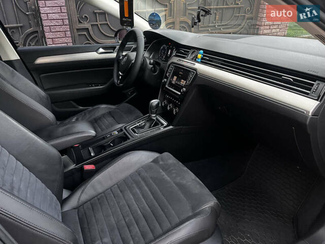 Черный Фольксваген Пассат, объемом двигателя 2 л и пробегом 265 тыс. км за 16900 $, фото 13 на Automoto.ua