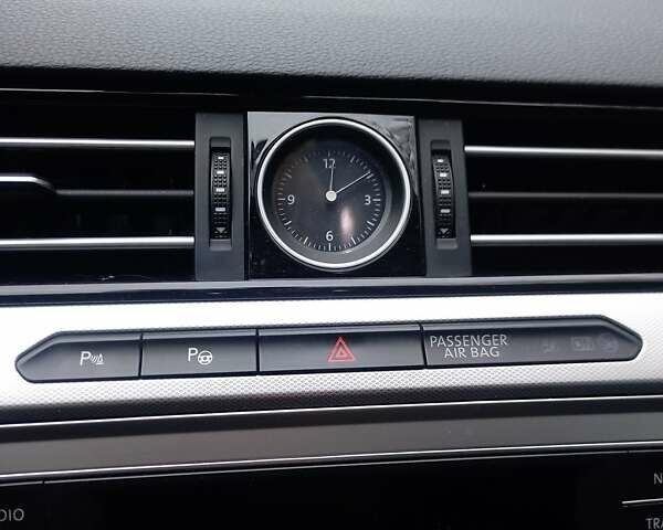 Черный Фольксваген Пассат, объемом двигателя 2 л и пробегом 346 тыс. км за 14800 $, фото 4 на Automoto.ua