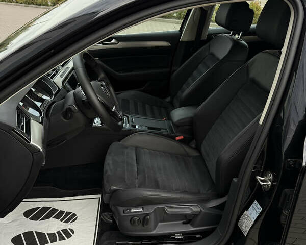 Чорний Фольксваген Пассат, об'ємом двигуна 2 л та пробігом 260 тис. км за 16700 $, фото 30 на Automoto.ua