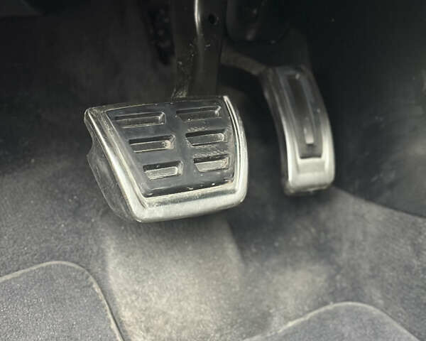 Чорний Фольксваген Пассат, об'ємом двигуна 1.97 л та пробігом 350 тис. км за 16500 $, фото 15 на Automoto.ua