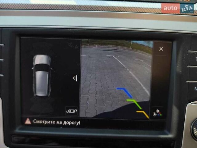 Черный Фольксваген Пассат, объемом двигателя 1.6 л и пробегом 294 тыс. км за 13200 $, фото 4 на Automoto.ua