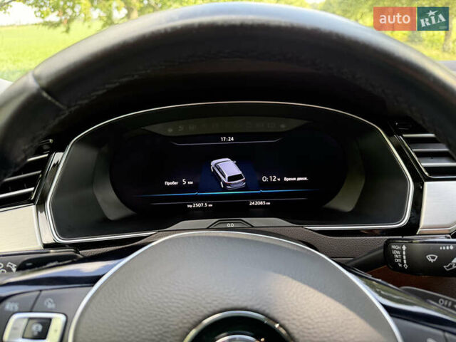 Черный Фольксваген Пассат, объемом двигателя 1.97 л и пробегом 243 тыс. км за 17800 $, фото 12 на Automoto.ua