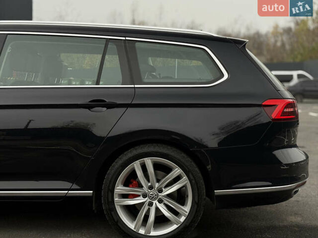 Чорний Фольксваген Пассат, об'ємом двигуна 2 л та пробігом 260 тис. км за 16700 $, фото 21 на Automoto.ua