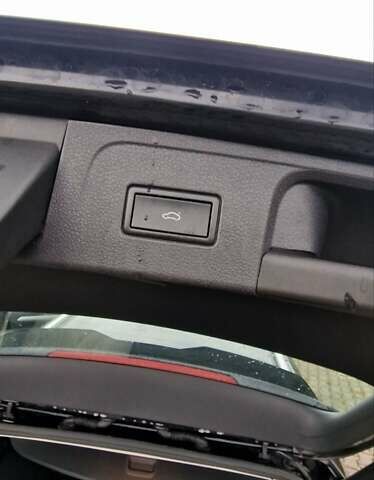 Черный Фольксваген Пассат, объемом двигателя 1.97 л и пробегом 255 тыс. км за 15000 $, фото 2 на Automoto.ua