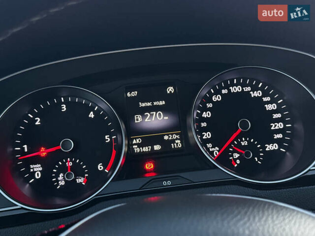 Чорний Фольксваген Пассат, об'ємом двигуна 1.97 л та пробігом 191 тис. км за 17000 $, фото 81 на Automoto.ua