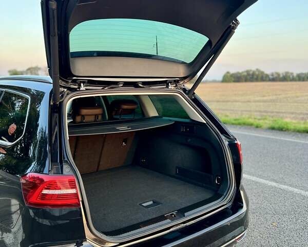 Черный Фольксваген Пассат, объемом двигателя 1.97 л и пробегом 370 тыс. км за 15500 $, фото 36 на Automoto.ua