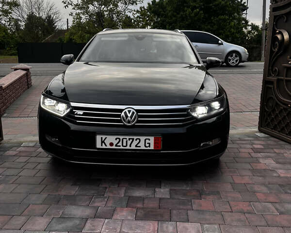 Черный Фольксваген Пассат, объемом двигателя 2 л и пробегом 265 тыс. км за 16900 $, фото 1 на Automoto.ua