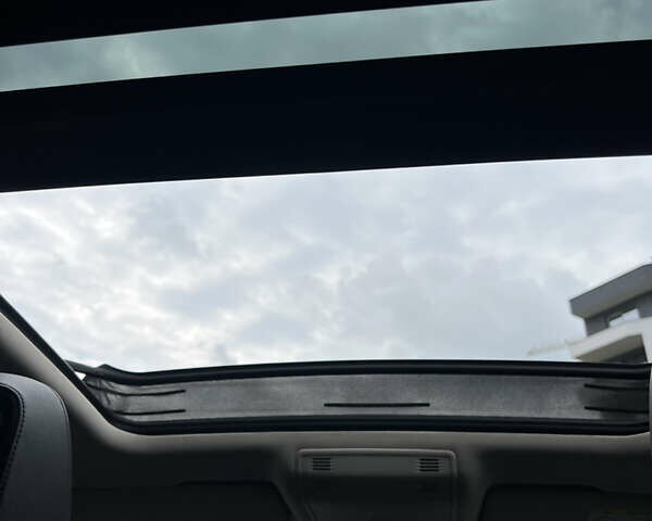 Черный Фольксваген Пассат, объемом двигателя 1.97 л и пробегом 284 тыс. км за 15500 $, фото 14 на Automoto.ua