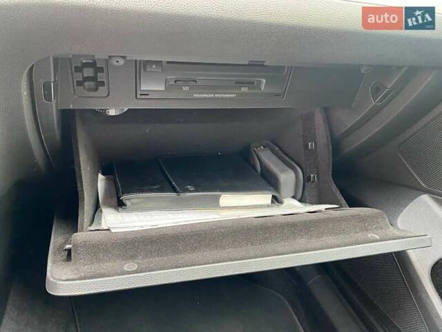Черный Фольксваген Пассат, объемом двигателя 1.97 л и пробегом 277 тыс. км за 16000 $, фото 31 на Automoto.ua