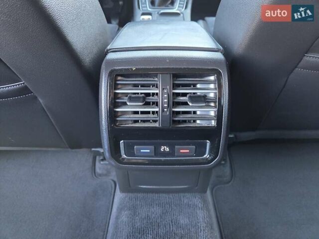 Черный Фольксваген Пассат, объемом двигателя 1.97 л и пробегом 289 тыс. км за 14400 $, фото 41 на Automoto.ua