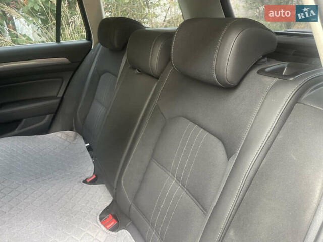 Чорний Фольксваген Пассат, об'ємом двигуна 1.97 л та пробігом 285 тис. км за 15900 $, фото 4 на Automoto.ua