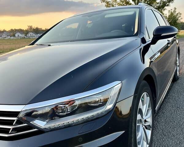 Черный Фольксваген Пассат, объемом двигателя 1.97 л и пробегом 370 тыс. км за 15500 $, фото 18 на Automoto.ua