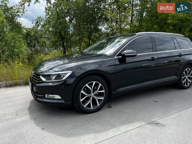 Черный Фольксваген Пассат, объемом двигателя 1.6 л и пробегом 250 тыс. км за 13500 $, фото 8 на Automoto.ua