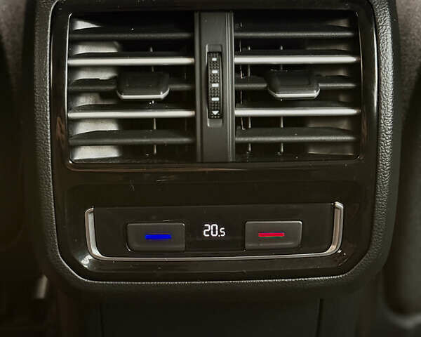 Черный Фольксваген Пассат, объемом двигателя 1.97 л и пробегом 205 тыс. км за 16600 $, фото 20 на Automoto.ua