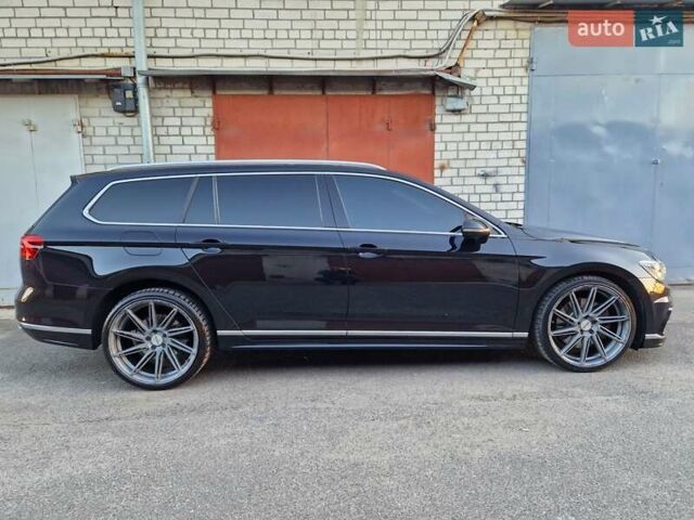 Фольксваген Пассат 2016 в Киеве на Automoto.ua Черный Фольксваген Пассат, объемом двигателя 2 л и пробегом 215 тыс. км за 19700 $, фото 18 на Automoto.ua