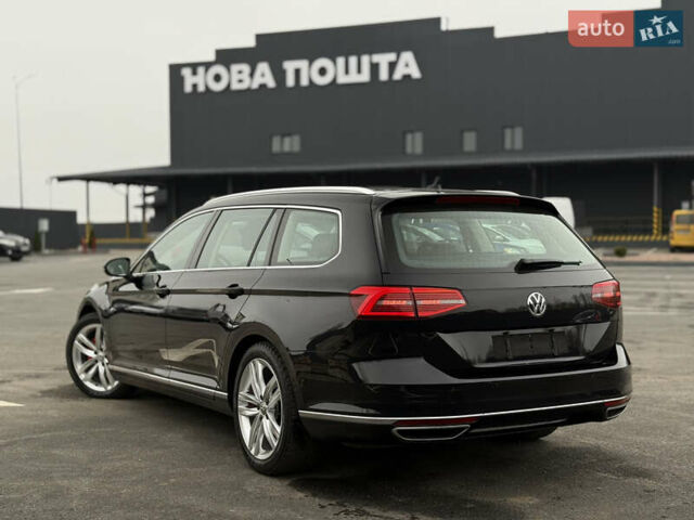 Чорний Фольксваген Пассат, об'ємом двигуна 2 л та пробігом 260 тис. км за 16700 $, фото 19 на Automoto.ua