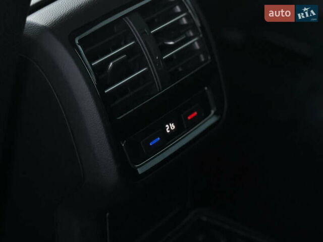 Чорний Фольксваген Пассат, об'ємом двигуна 1.97 л та пробігом 191 тис. км за 17000 $, фото 71 на Automoto.ua