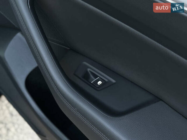 Чорний Фольксваген Пассат, об'ємом двигуна 1.97 л та пробігом 191 тис. км за 17000 $, фото 53 на Automoto.ua