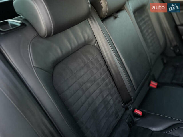 Чорний Фольксваген Пассат, об'ємом двигуна 1.97 л та пробігом 191 тис. км за 17000 $, фото 62 на Automoto.ua