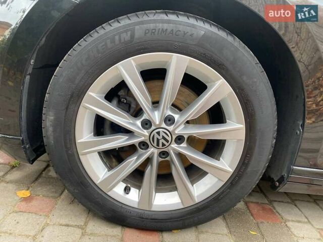 Черный Фольксваген Пассат, объемом двигателя 1.97 л и пробегом 277 тыс. км за 16000 $, фото 62 на Automoto.ua