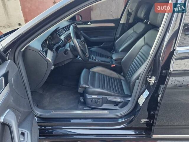 Фольксваген Пассат 2016 в Киеве на Automoto.ua Черный Фольксваген Пассат, объемом двигателя 2 л и пробегом 215 тыс. км за 19700 $, фото 34 на Automoto.ua