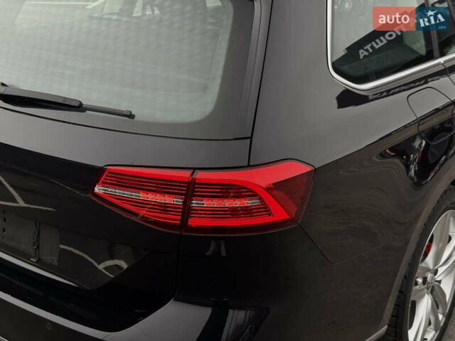 Чорний Фольксваген Пассат, об'ємом двигуна 2 л та пробігом 260 тис. км за 16700 $, фото 16 на Automoto.ua