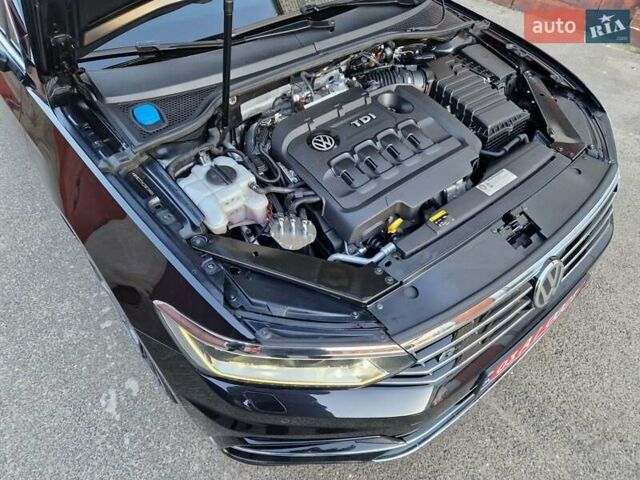 Фольксваген Пассат 2016 в Киеве на Automoto.ua Черный Фольксваген Пассат, объемом двигателя 2 л и пробегом 215 тыс. км за 19700 $, фото 66 на Automoto.ua