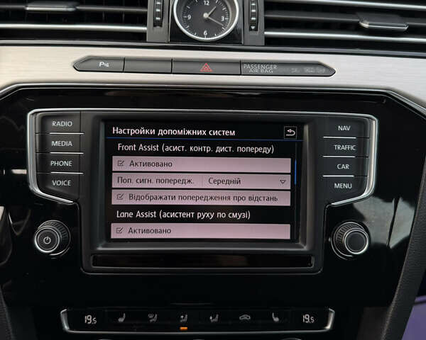 Чорний Фольксваген Пассат, об'ємом двигуна 2 л та пробігом 260 тис. км за 16700 $, фото 48 на Automoto.ua