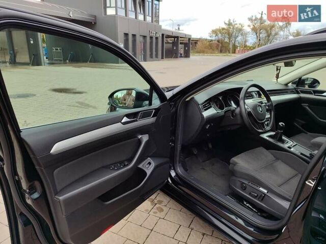 Черный Фольксваген Пассат, объемом двигателя 1.97 л и пробегом 232 тыс. км за 16500 $, фото 9 на Automoto.ua