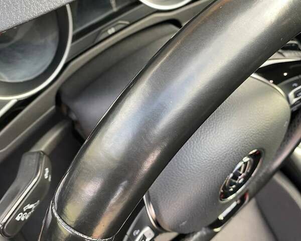 Черный Фольксваген Пассат, объемом двигателя 1.97 л и пробегом 277 тыс. км за 16000 $, фото 18 на Automoto.ua