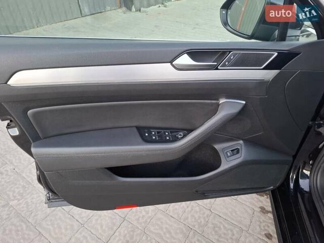 Черный Фольксваген Пассат, объемом двигателя 2 л и пробегом 275 тыс. км за 14999 $, фото 18 на Automoto.ua