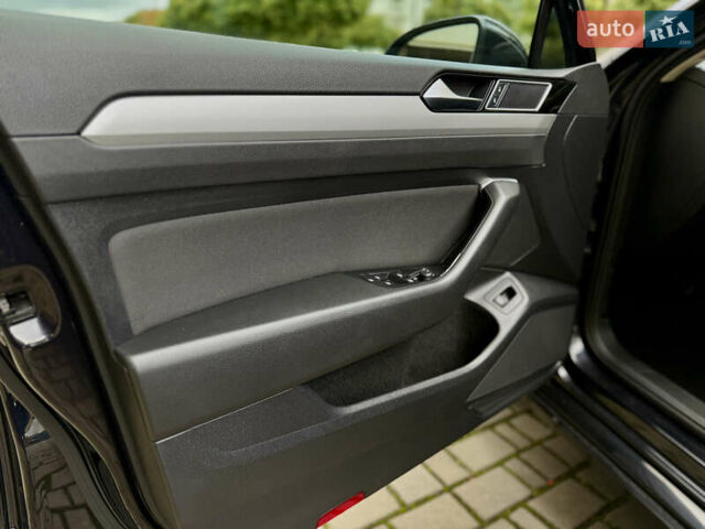 Черный Фольксваген Пассат, объемом двигателя 1.97 л и пробегом 205 тыс. км за 16600 $, фото 24 на Automoto.ua