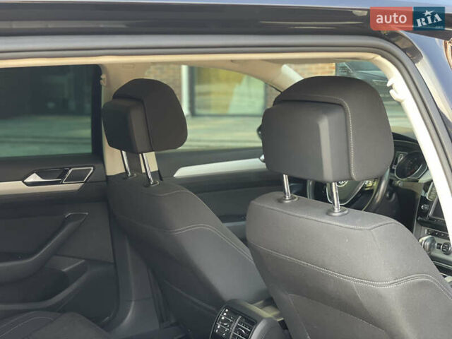 Черный Фольксваген Пассат, объемом двигателя 1.97 л и пробегом 254 тыс. км за 15800 $, фото 12 на Automoto.ua