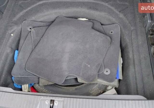 Черный Фольксваген Пассат, объемом двигателя 2 л и пробегом 243 тыс. км за 14499 $, фото 10 на Automoto.ua