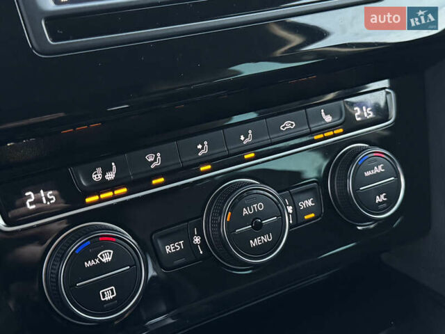 Чорний Фольксваген Пассат, об'ємом двигуна 1.97 л та пробігом 191 тис. км за 17000 $, фото 45 на Automoto.ua