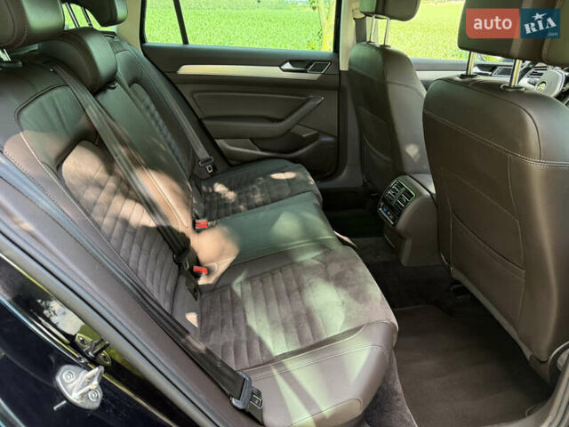 Черный Фольксваген Пассат, объемом двигателя 1.97 л и пробегом 243 тыс. км за 17800 $, фото 13 на Automoto.ua