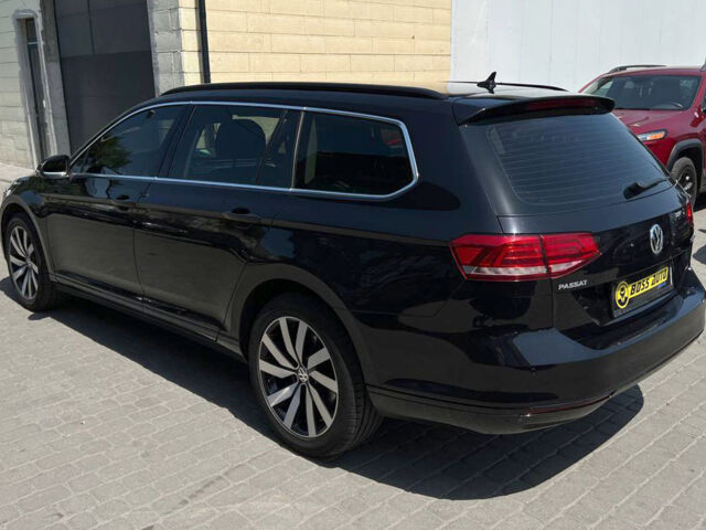 Чорний Фольксваген Пассат, об'ємом двигуна 1.6 л та пробігом 226 тис. км за 14300 $, фото 4 на Automoto.ua