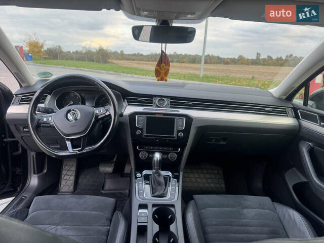 Черный Фольксваген Пассат, объемом двигателя 1.97 л и пробегом 215 тыс. км за 15600 $, фото 5 на Automoto.ua