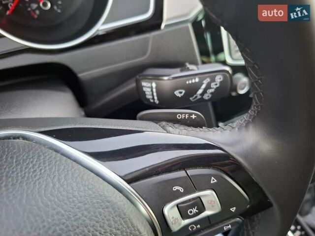 Черный Фольксваген Пассат, объемом двигателя 2 л и пробегом 275 тыс. км за 14999 $, фото 20 на Automoto.ua