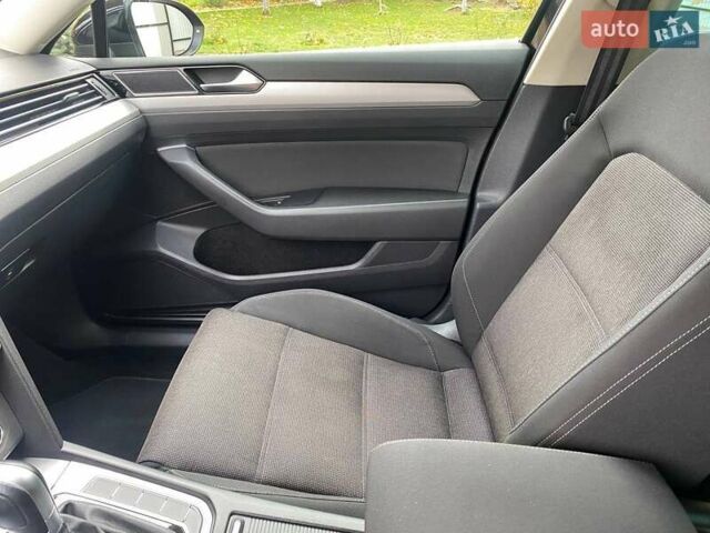 Черный Фольксваген Пассат, объемом двигателя 1.97 л и пробегом 277 тыс. км за 16000 $, фото 36 на Automoto.ua