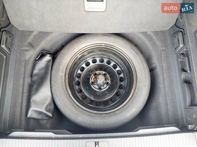 Чорний Фольксваген Пассат, об'ємом двигуна 1.97 л та пробігом 319 тис. км за 13999 $, фото 42 на Automoto.ua