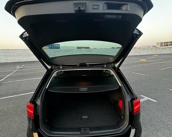 Черный Фольксваген Пассат, объемом двигателя 1.6 л и пробегом 195 тыс. км за 16000 $, фото 19 на Automoto.ua