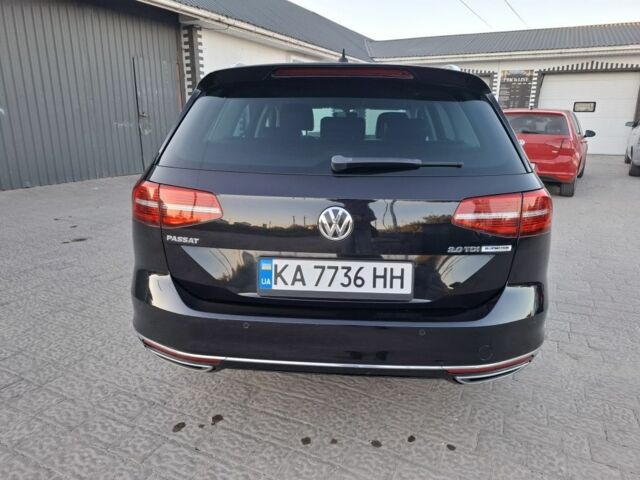 Черный Фольксваген Пассат, объемом двигателя 2 л и пробегом 275 тыс. км за 15999 $, фото 1 на Automoto.ua