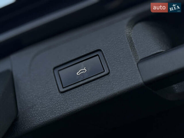 Чорний Фольксваген Пассат, об'ємом двигуна 1.97 л та пробігом 191 тис. км за 17000 $, фото 73 на Automoto.ua