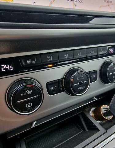 Черный Фольксваген Пассат, объемом двигателя 1.97 л и пробегом 255 тыс. км за 15000 $, фото 1 на Automoto.ua