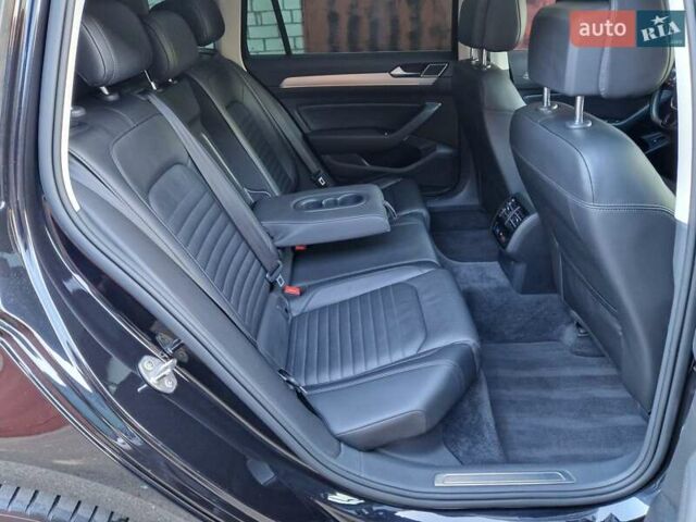 Черный Фольксваген Пассат, объемом двигателя 2 л и пробегом 215 тыс. км за 19500 $, фото 35 на Automoto.ua