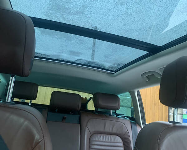 Чорний Фольксваген Пассат, об'ємом двигуна 2 л та пробігом 199 тис. км за 15000 $, фото 34 на Automoto.ua