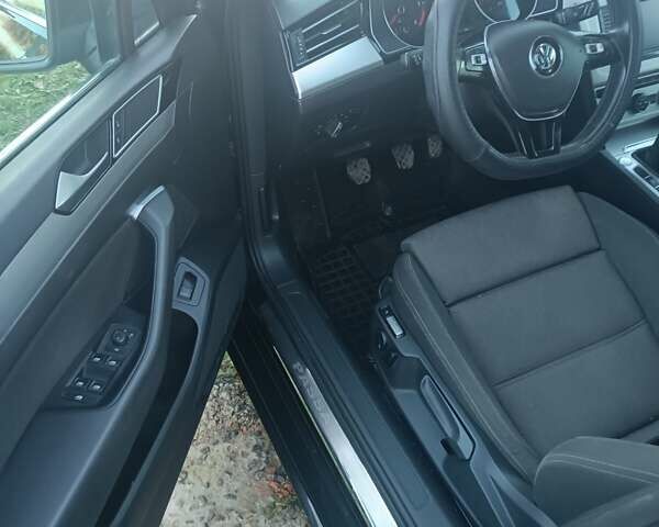 Черный Фольксваген Пассат, объемом двигателя 2 л и пробегом 257 тыс. км за 12800 $, фото 14 на Automoto.ua