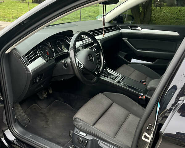 Черный Фольксваген Пассат, объемом двигателя 2 л и пробегом 258 тыс. км за 15850 $, фото 15 на Automoto.ua